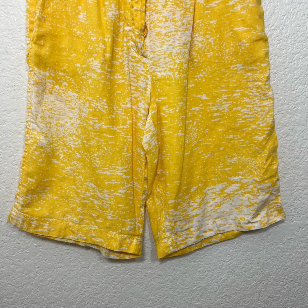 Vintage 80’s Valentino Swimwear Cotton Linen Yellow White Bermuda Shorts Size 12 - Picture 5 of 14